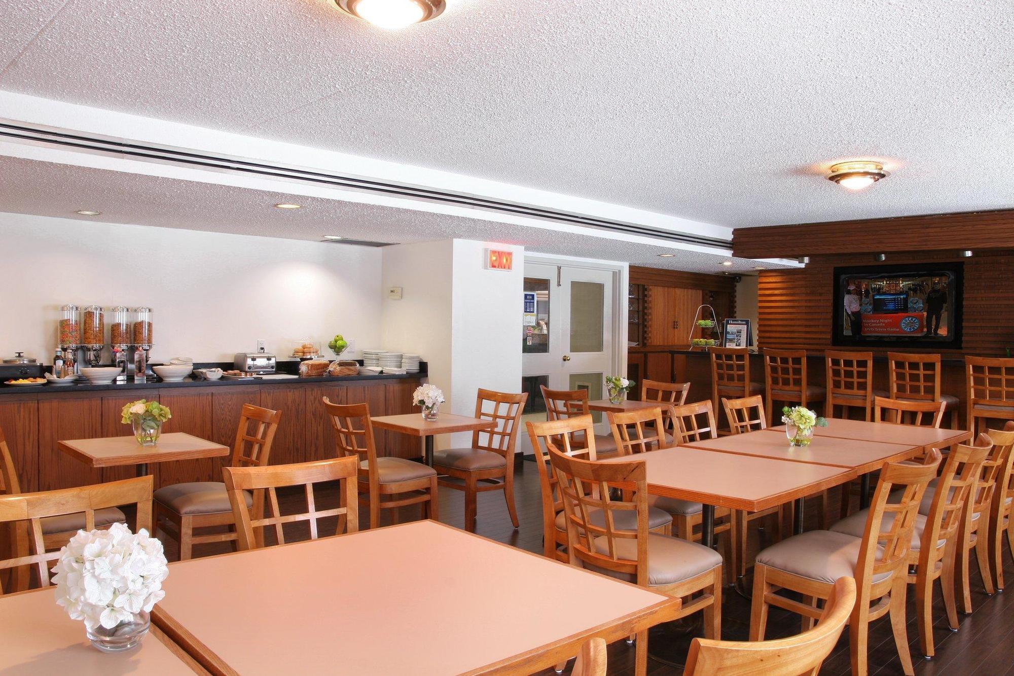 Admiral Inn Burlington Buitenkant foto