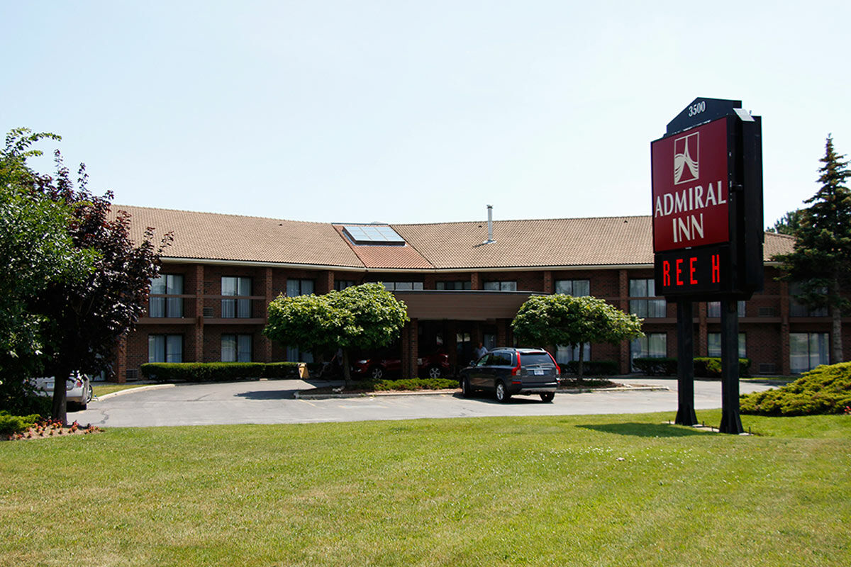 Admiral Inn Burlington Buitenkant foto